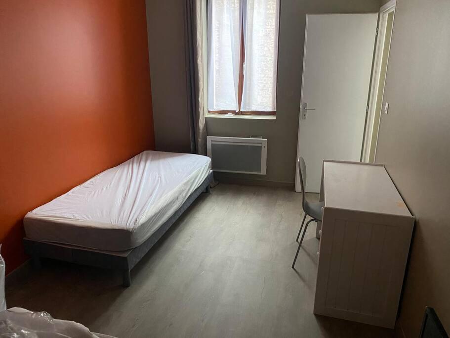 Appartement 4 - Hyper Centre - 1 A 4 Personnes Douai Kültér fotó