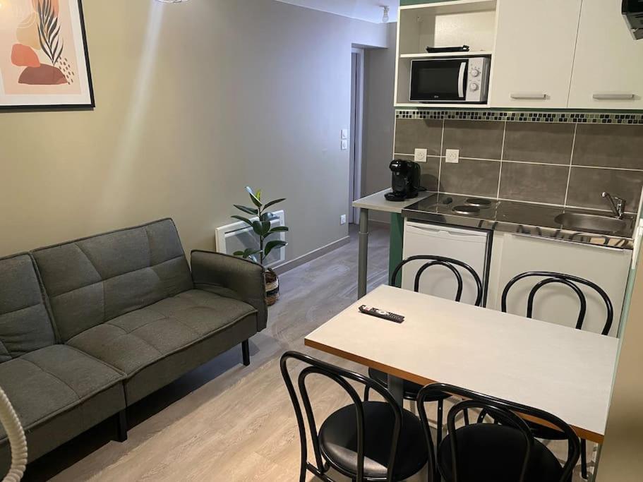 Appartement 4 - Hyper Centre - 1 A 4 Personnes Douai Kültér fotó